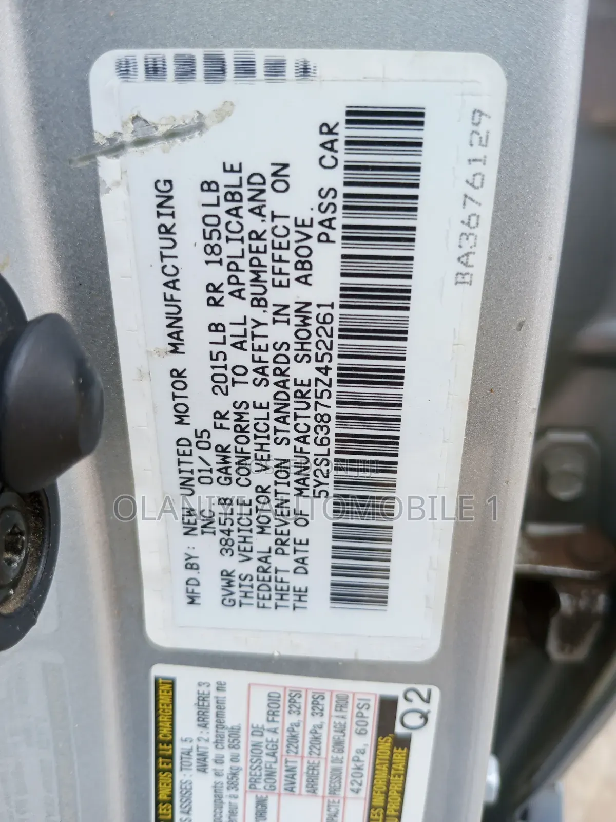 Pontiac Vibe 2005 Silver