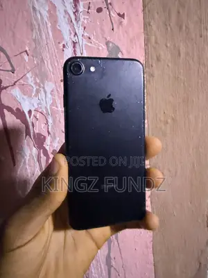 Apple iPhone 7 128 GB Black