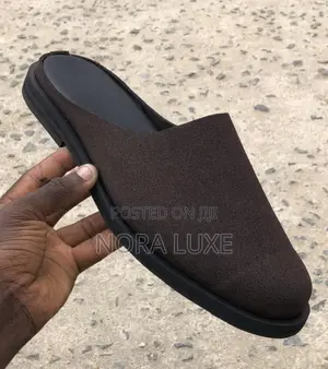 Classy Men’s Sandals – Stylish, Comfortable & Durable