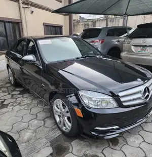 Mercedes-Benz C300 2009 Black