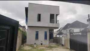 4bdrm House in Seaside Residential, Off Lekki-Epe Expressway for sale