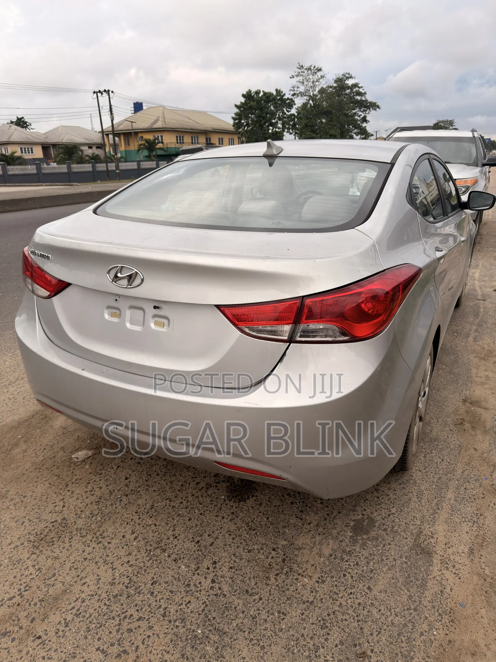 Hyundai Elantra 2012 Silver