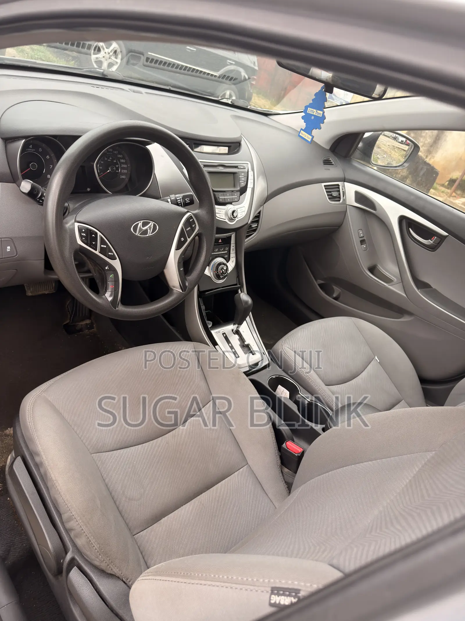 Hyundai Elantra 2012 Silver