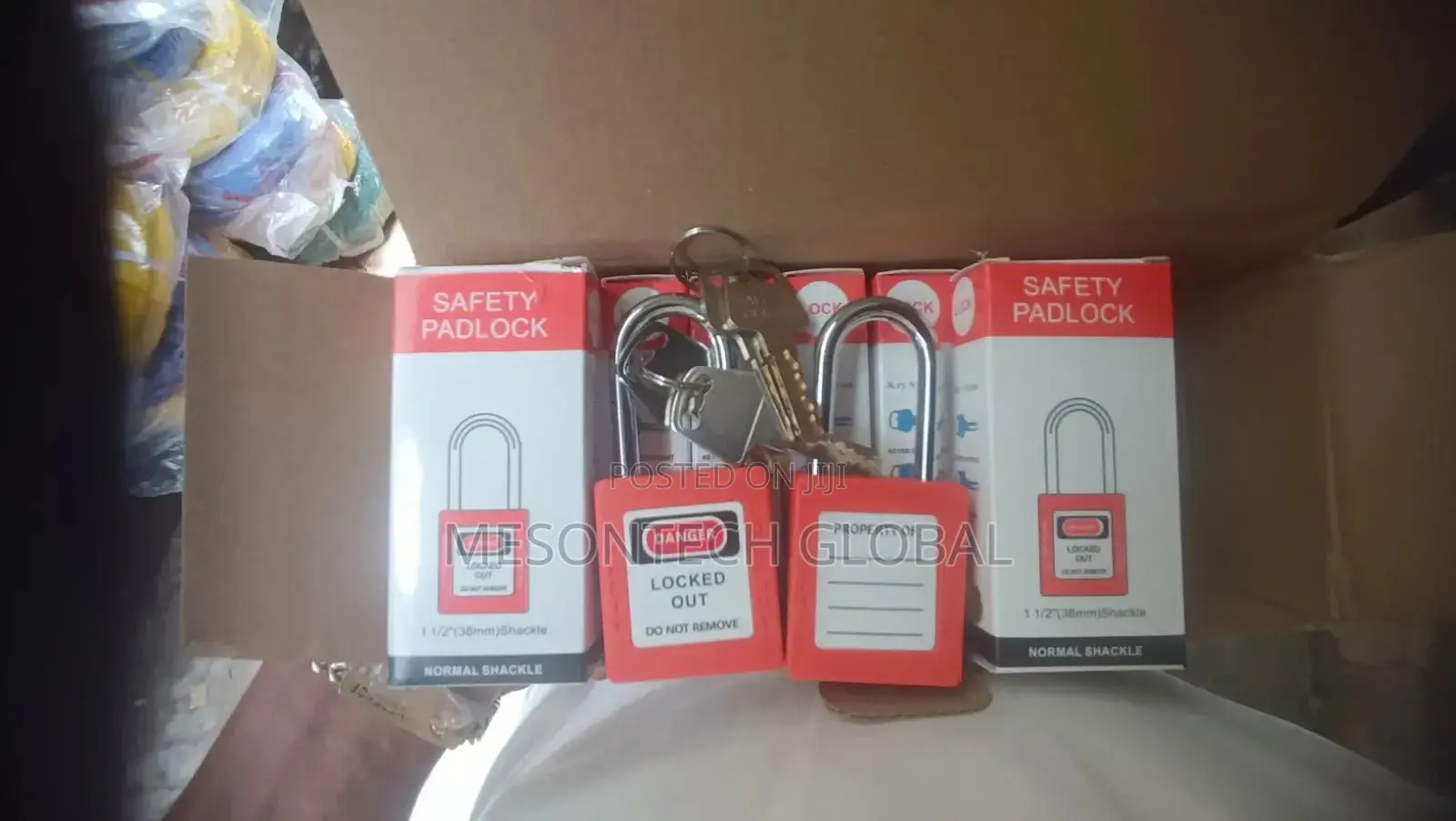 11⁄2" (38m) Safty Padlock