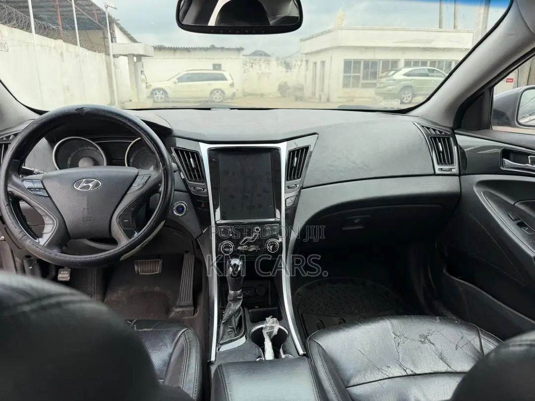 Hyundai Sonata 2012 Gray