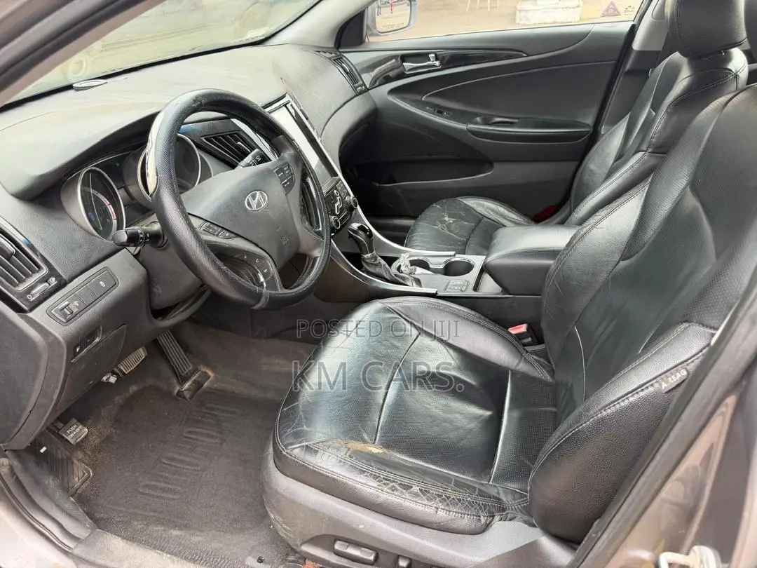 Hyundai Sonata 2012 Gray