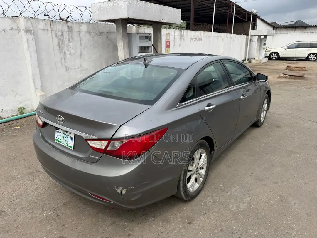 Hyundai Sonata 2012 Gray