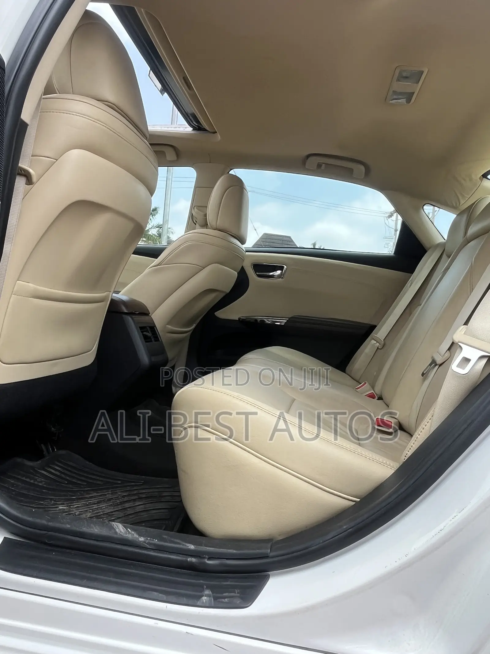Toyota Avalon 2015 White