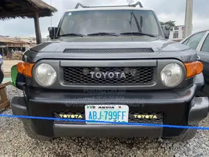 Toyota FJ Cruiser 2006 Gray