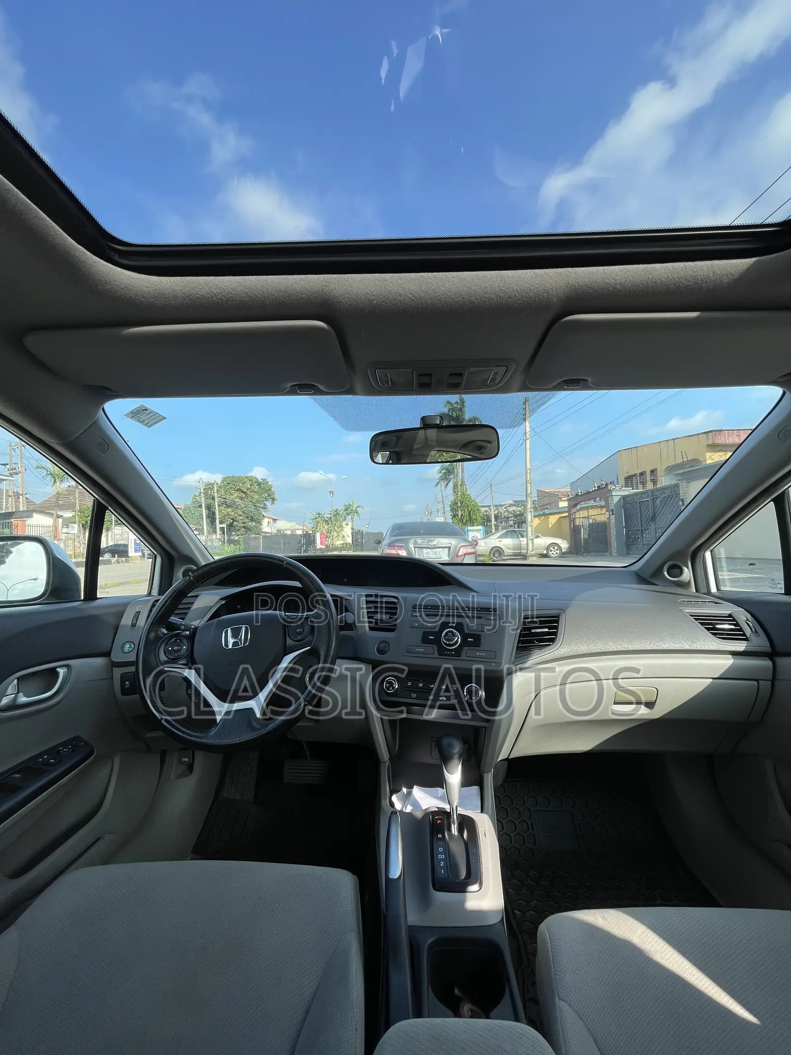Honda Civic 2012 White