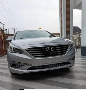 Hyundai Sonata Limited Sedan FWD (2.4L 4cyl 6A) 2016 Silver