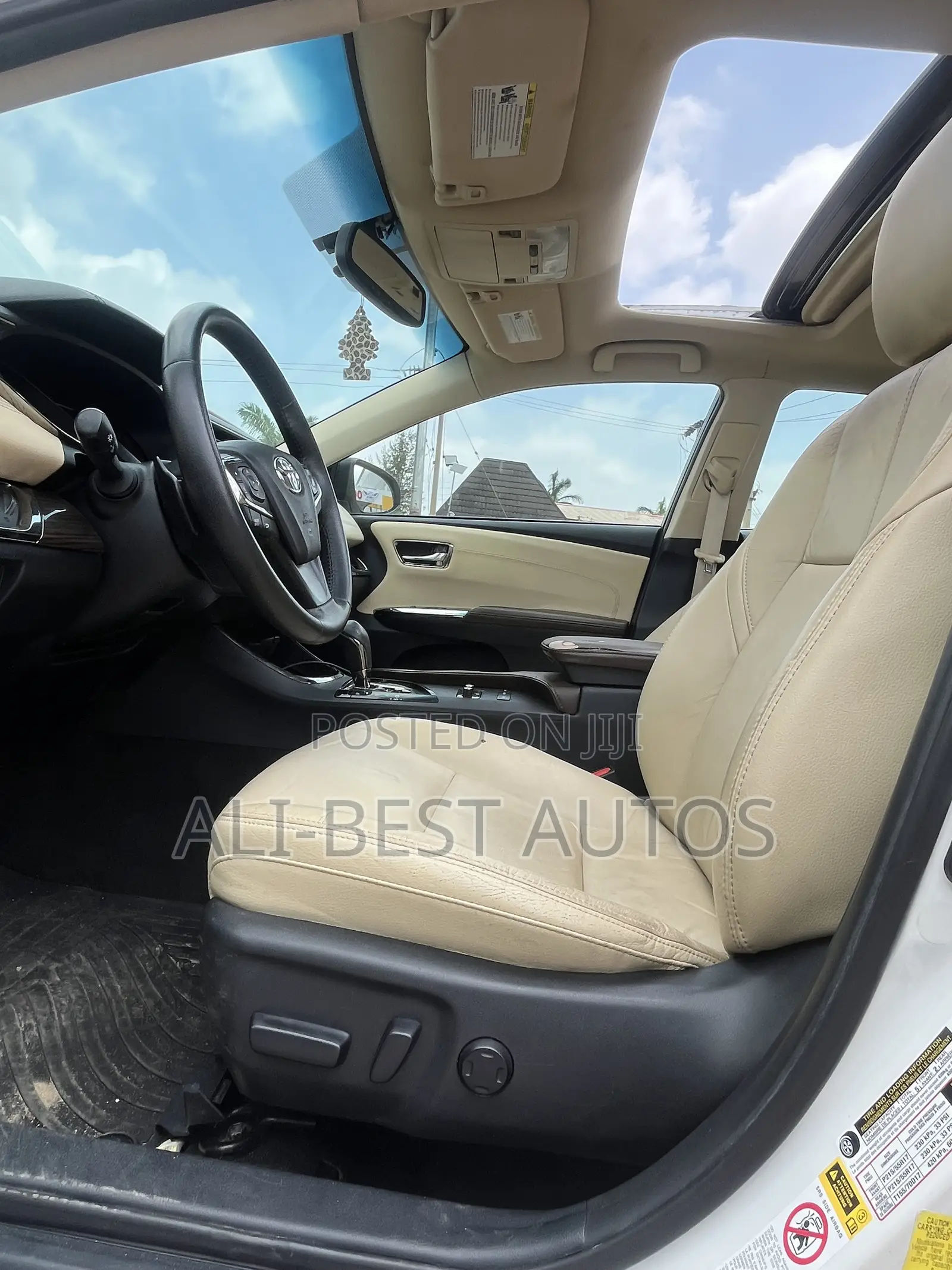 Toyota Avalon 2015 White