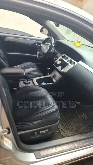 Toyota Avalon 2008 Silver