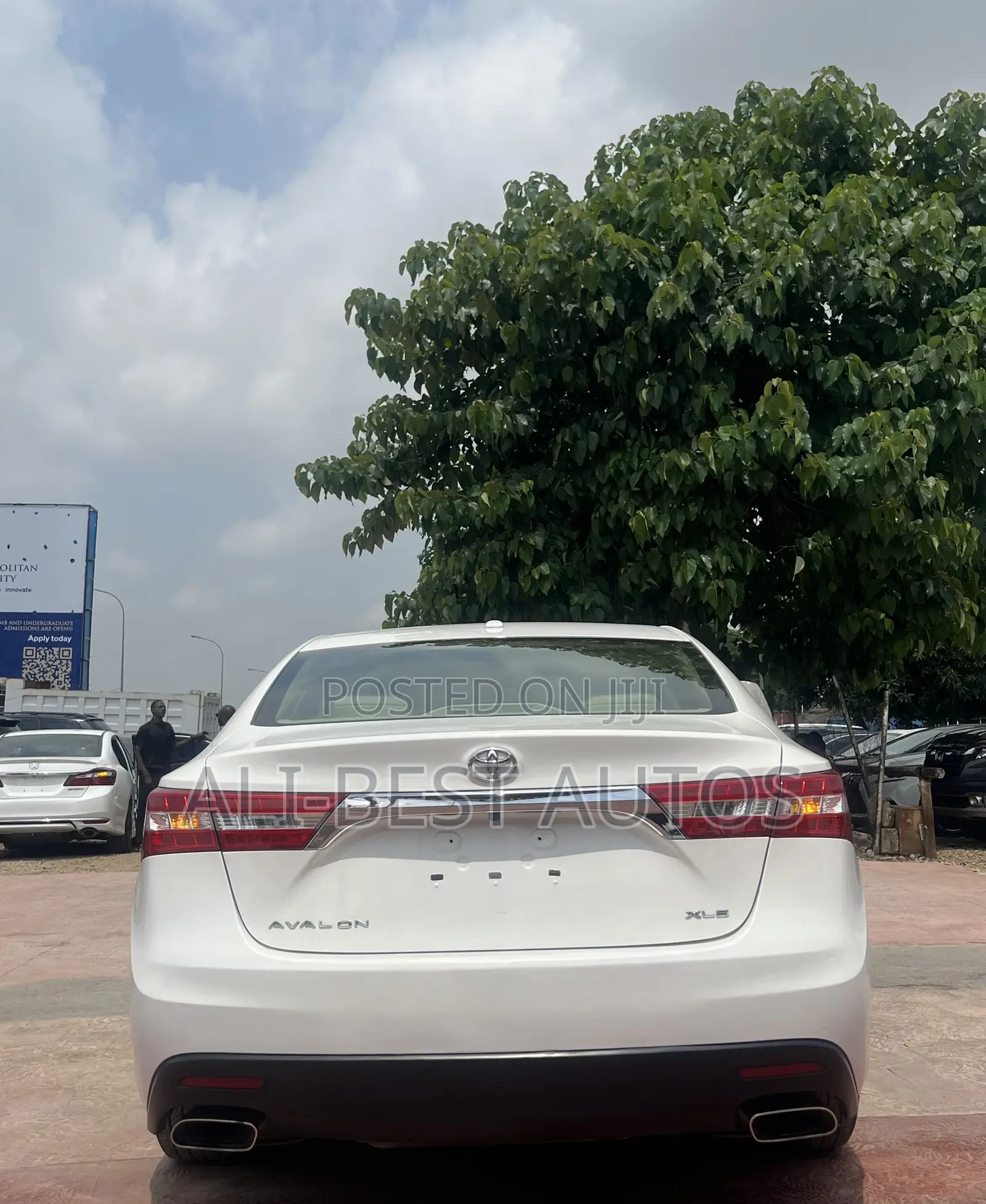 Toyota Avalon 2015 White