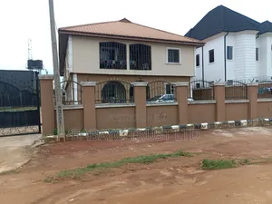 4bdrm Block of Flats in Benin City for sale