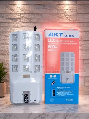 AKT 600w Solar Light