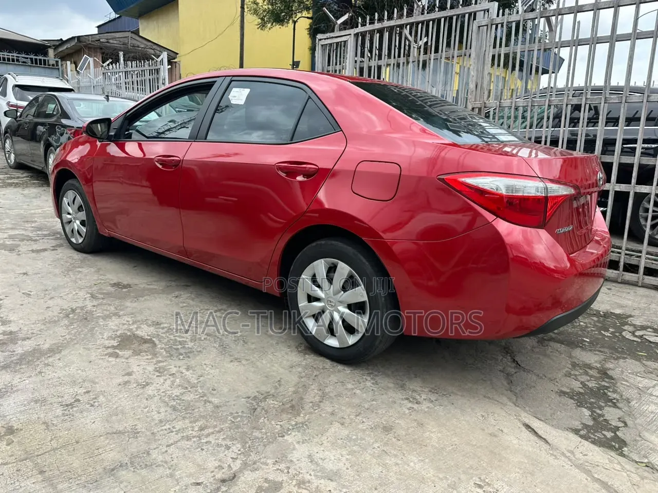 Toyota Corolla 2016 Red