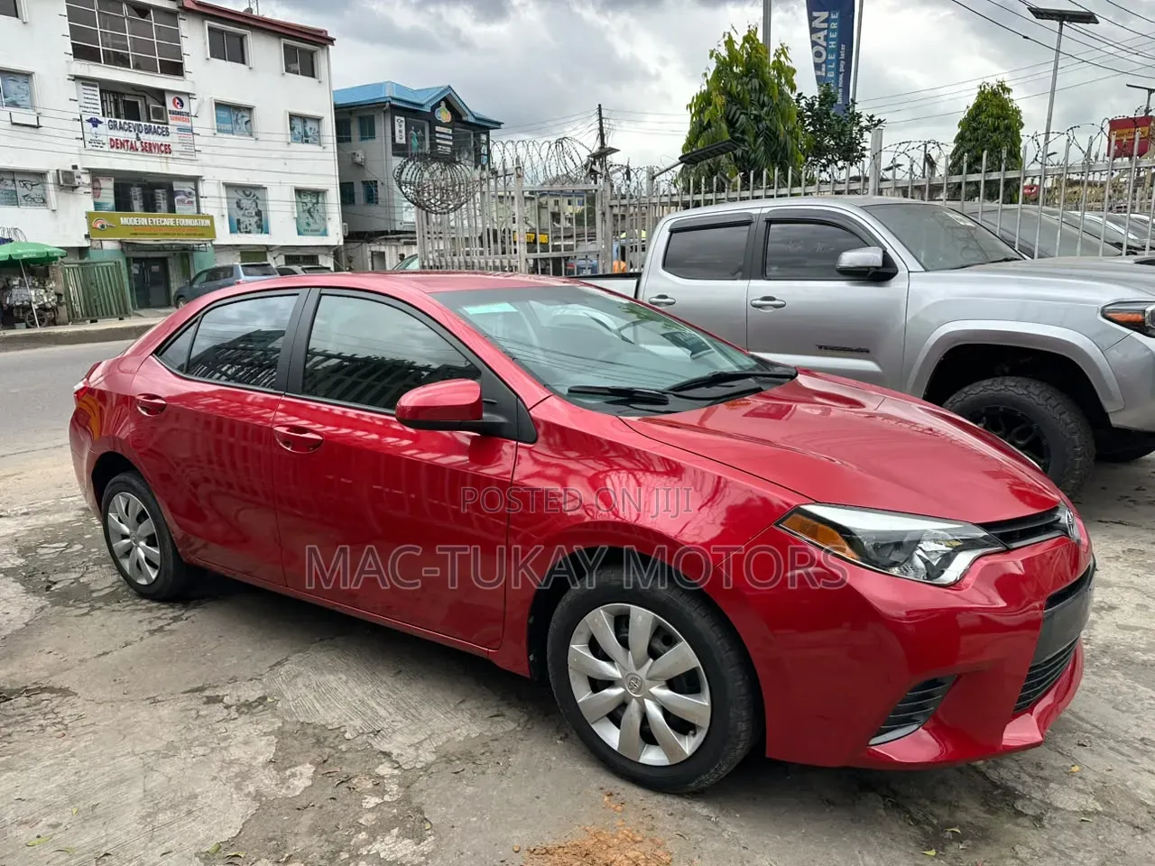 Toyota Corolla 2016 Red