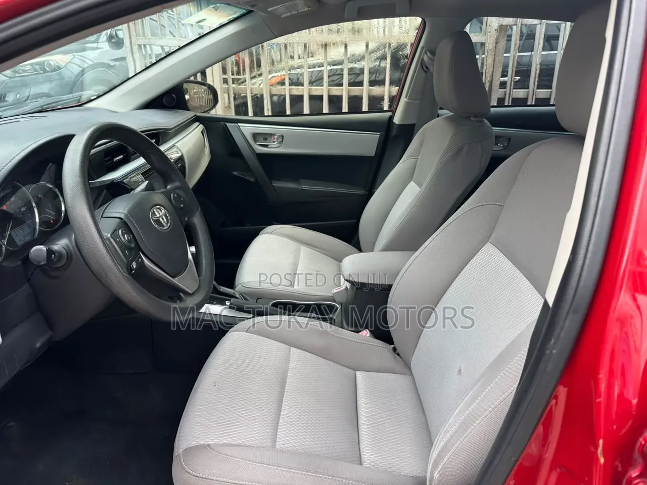Toyota Corolla 2016 Red