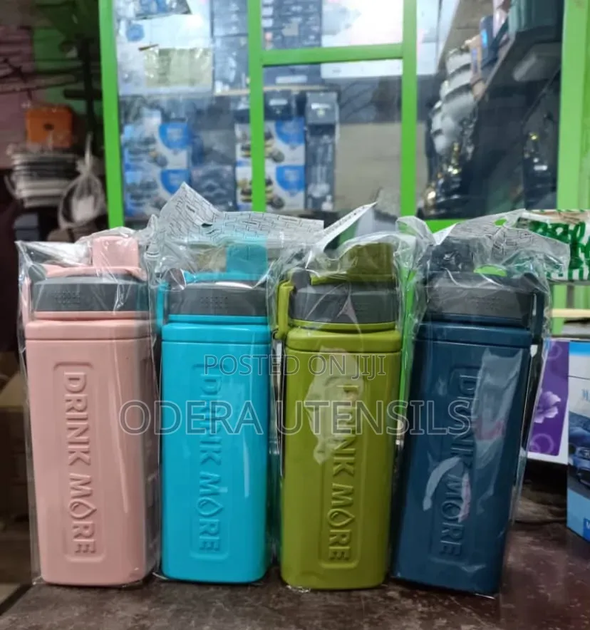 Back-to-School Water Bottles – Different Sizes & Designs