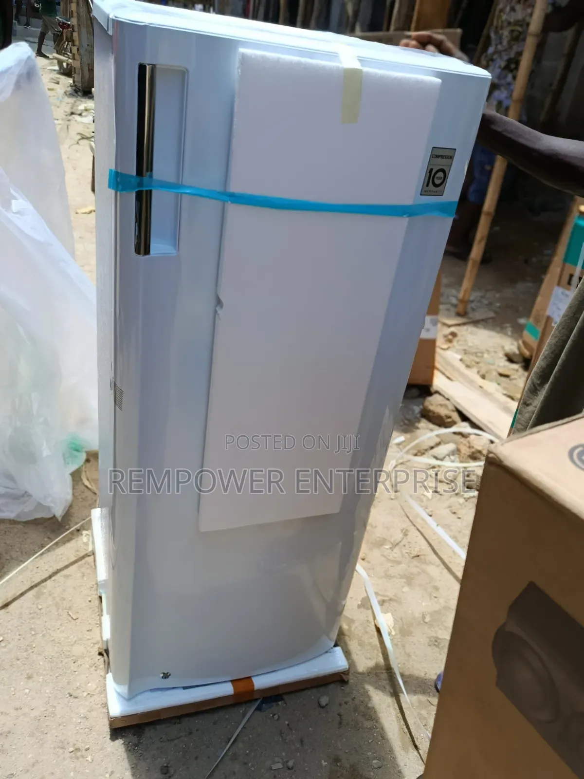 Upright Freezer LG