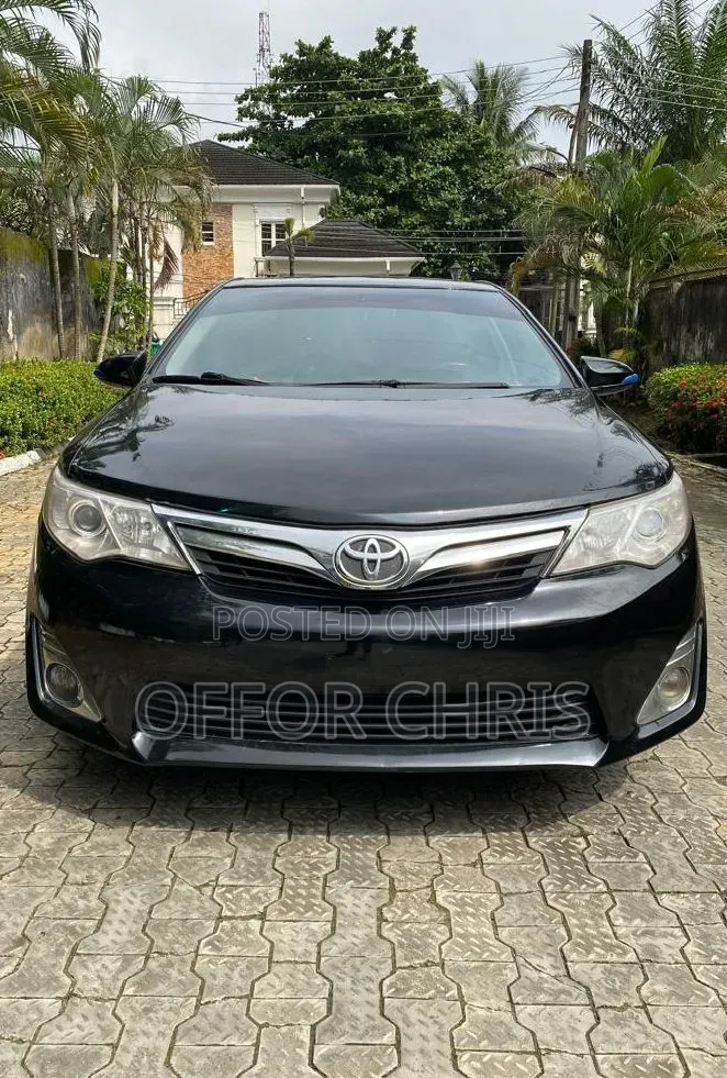 Toyota Camry 2012 Black