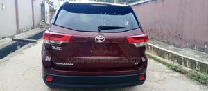 Toyota Highlander 2019 Red