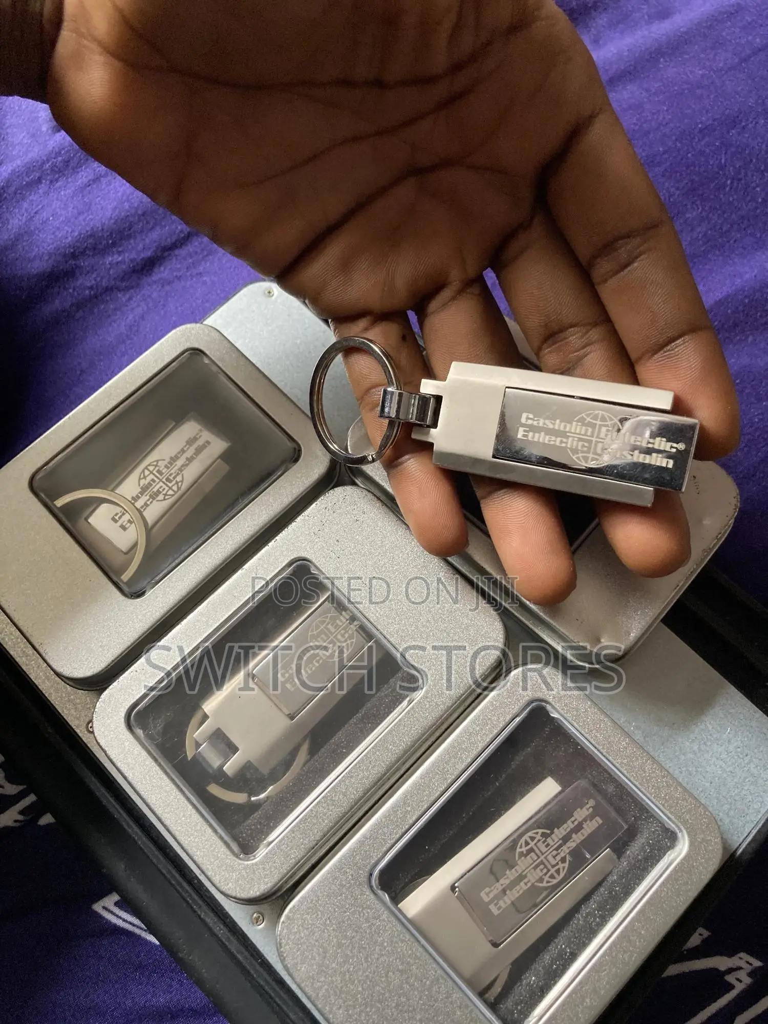 16GB Flash Drive