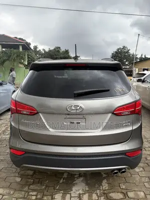 Hyundai Santa Fe 2015 Gray