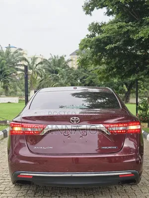 Toyota Avalon 2017