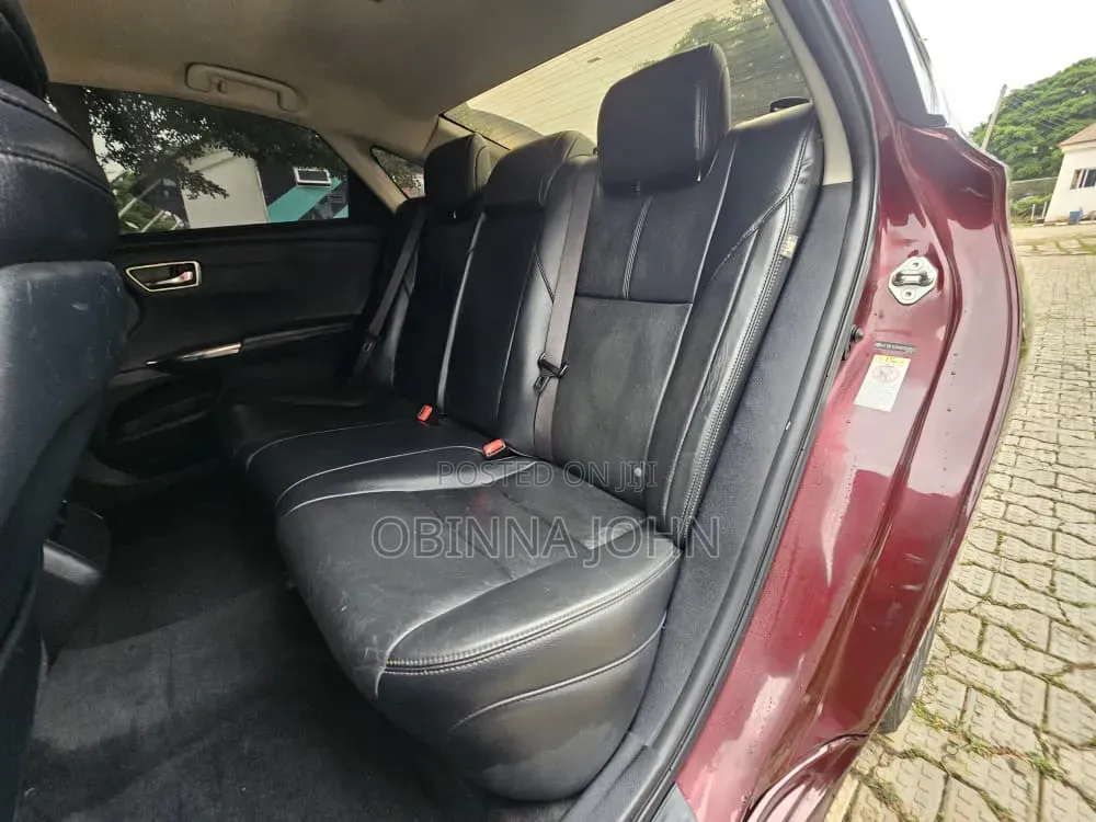 Toyota Avalon 2017
