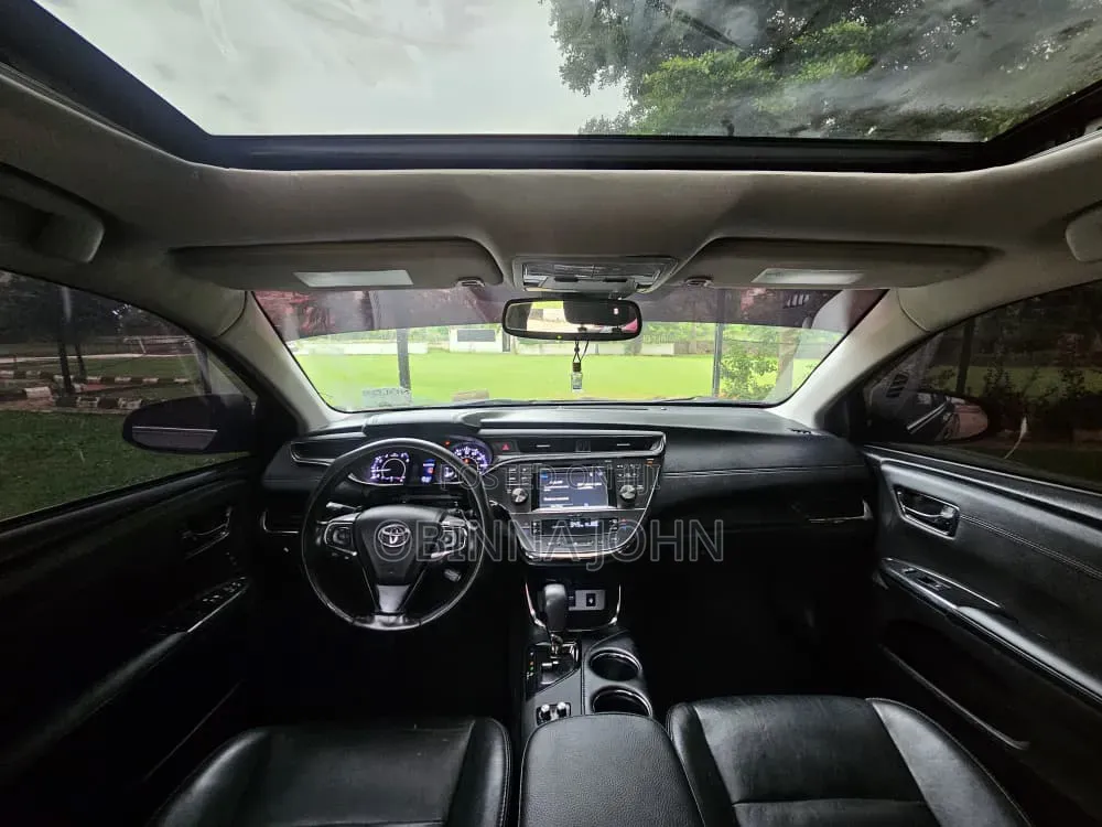 Toyota Avalon 2017