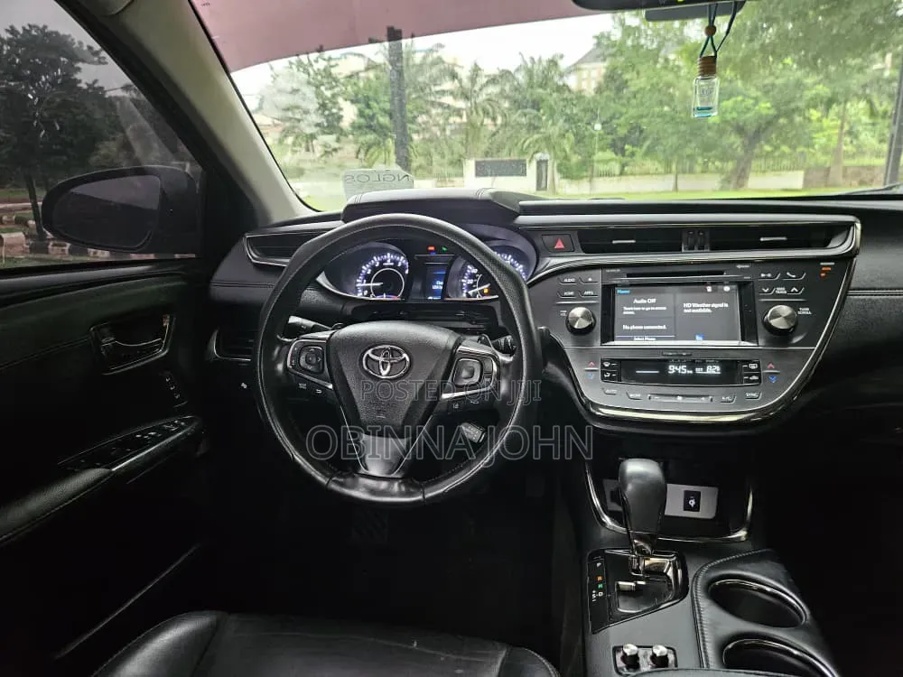 Toyota Avalon 2017