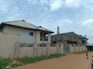 40 Rooms Hostel for Sale in Benin