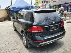 Mercedes-Benz GLE-Class 2016 Black