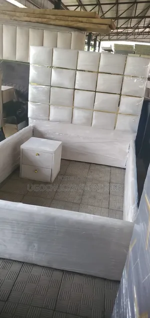 Queen Side Bed  4 and Half