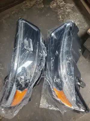 Head Light Ford Explorer 2020