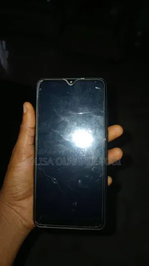 Infinix Smart 9 128 GB Gold