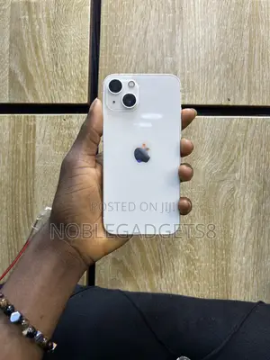 Apple iPhone 13 128 GB White
