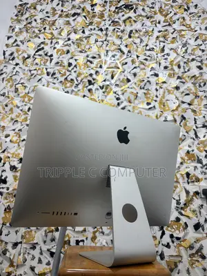 Desktop Computer Apple iMac 8GB Intel Core i5 HDD 1T