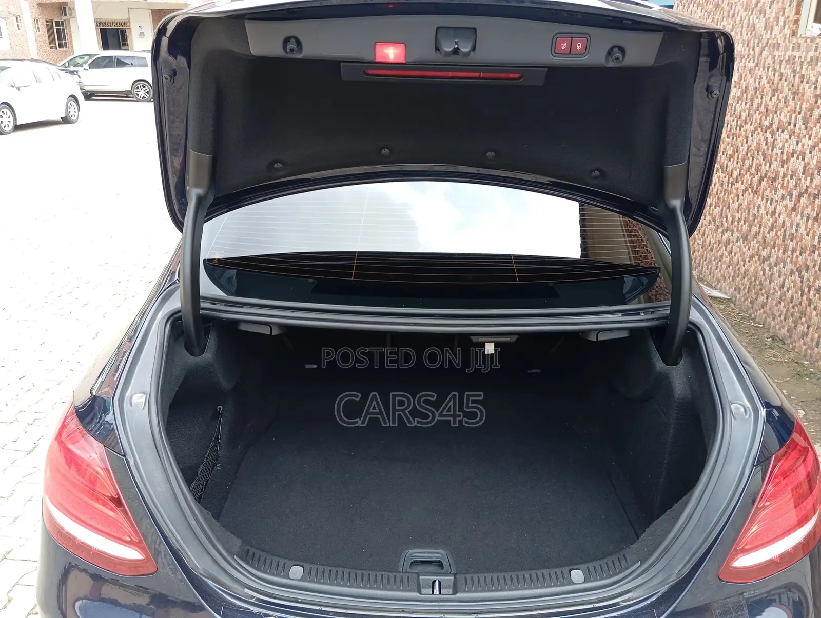 Mercedes-Benz E400 2018 Blue