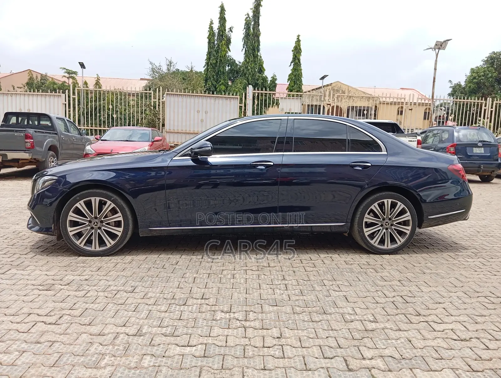 Mercedes-Benz E400 2018 Blue