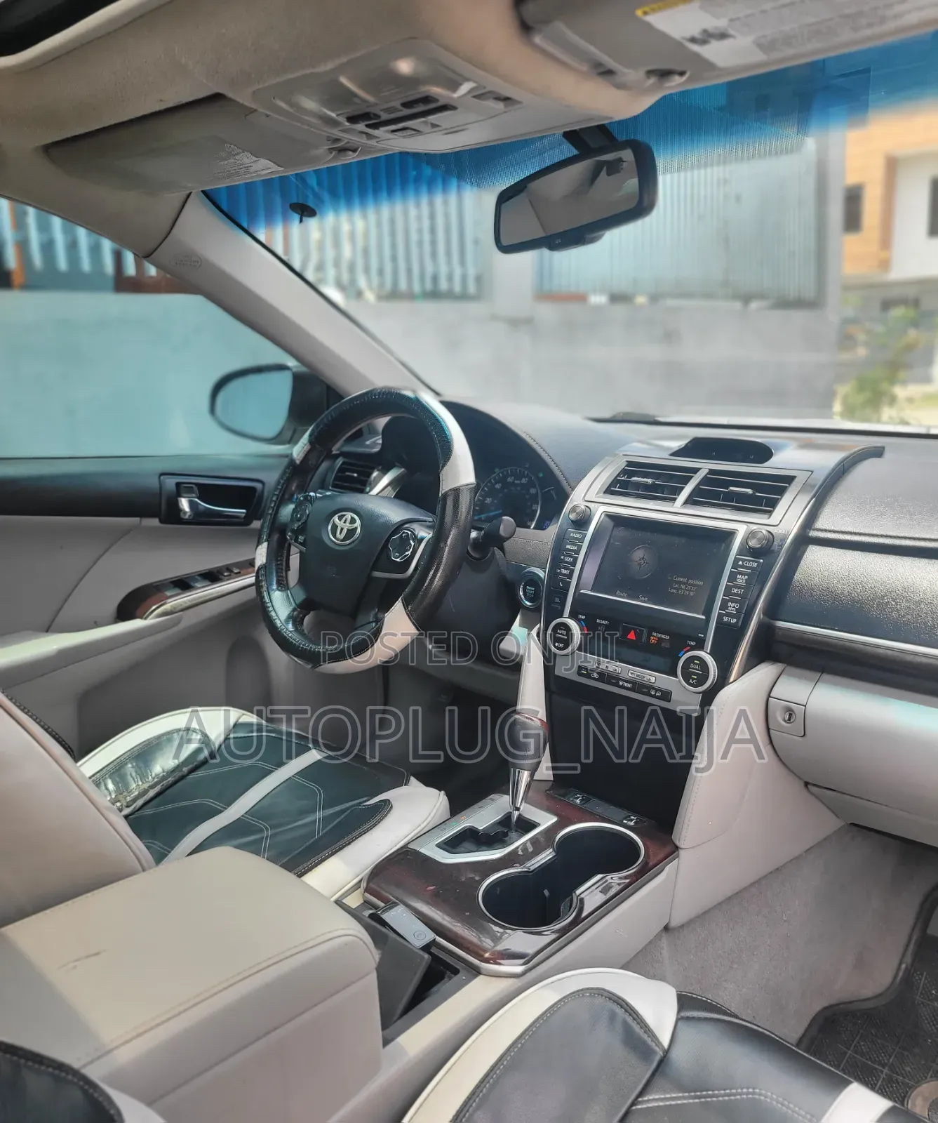 Toyota Camry 2012 Silver