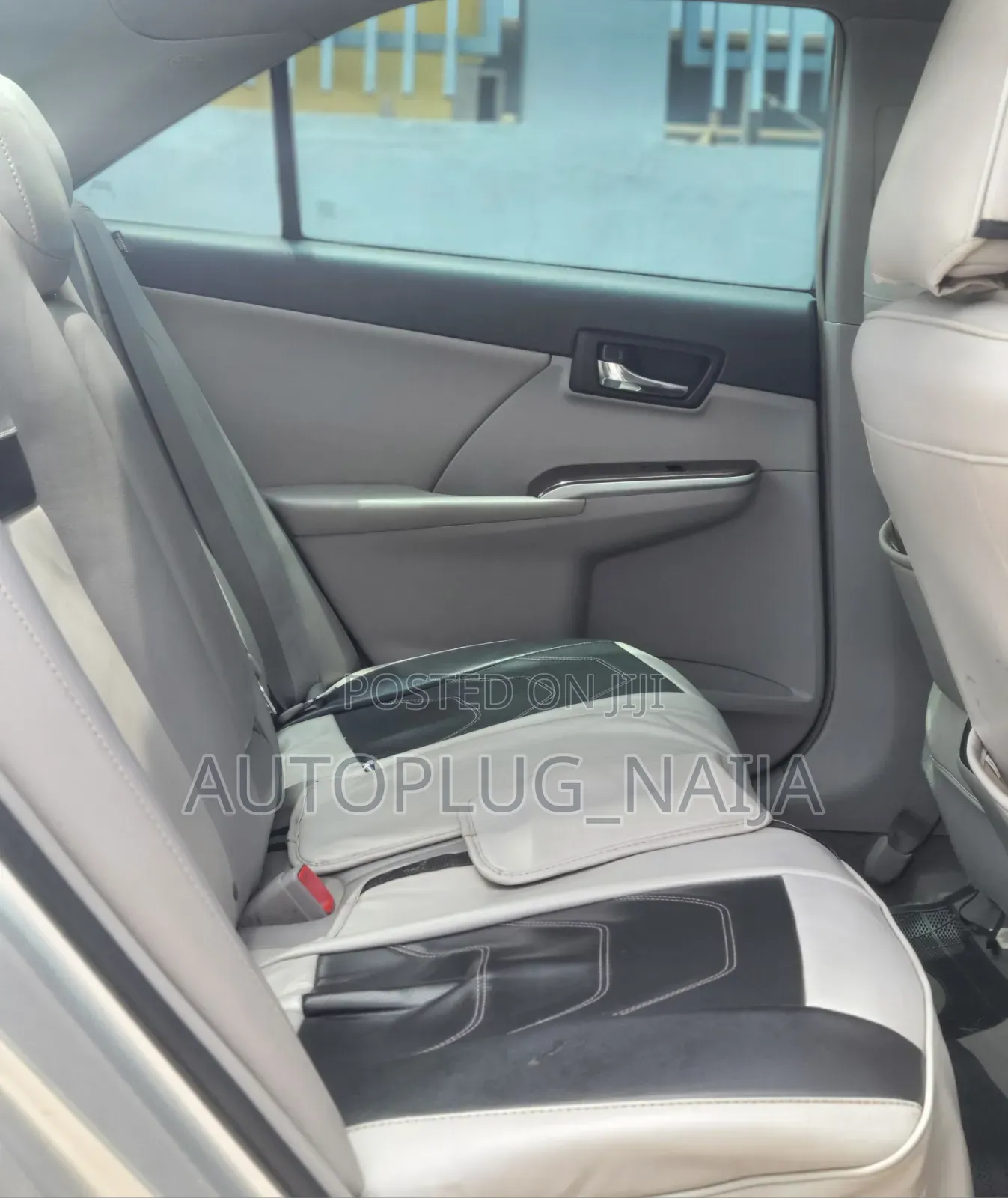 Toyota Camry 2012 Silver