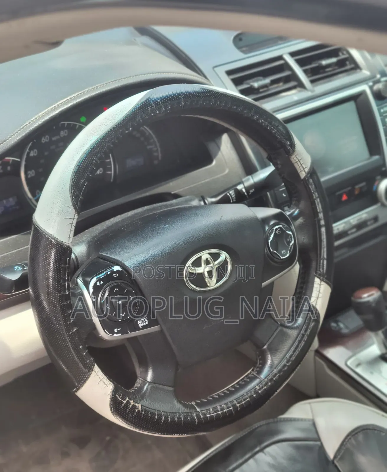 Toyota Camry 2012 Silver