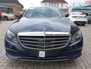 Mercedes-Benz E400 2018 Blue