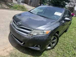 Toyota Venza V6 AWD 2010 Gray