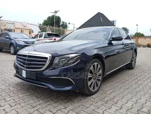 Mercedes-Benz E400 2018 Blue