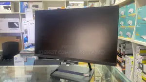 Desktop Computer Lenovo 4GB AMD Ryzen SSD 256GB
