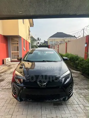 Toyota Corolla SE Special Edition 4dr Sedan (1.8L 4cyl CVT) 2017 Black